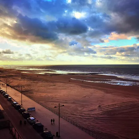 Easyescape - Darwin Zeezicht *